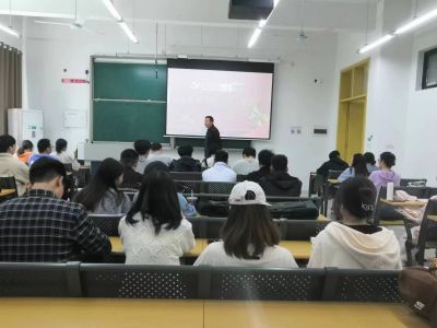 叶晓彤1.jpg